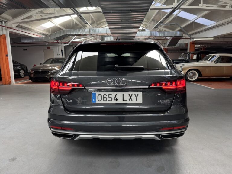 Audi A4 Allroad quattro 40 S, foto 08