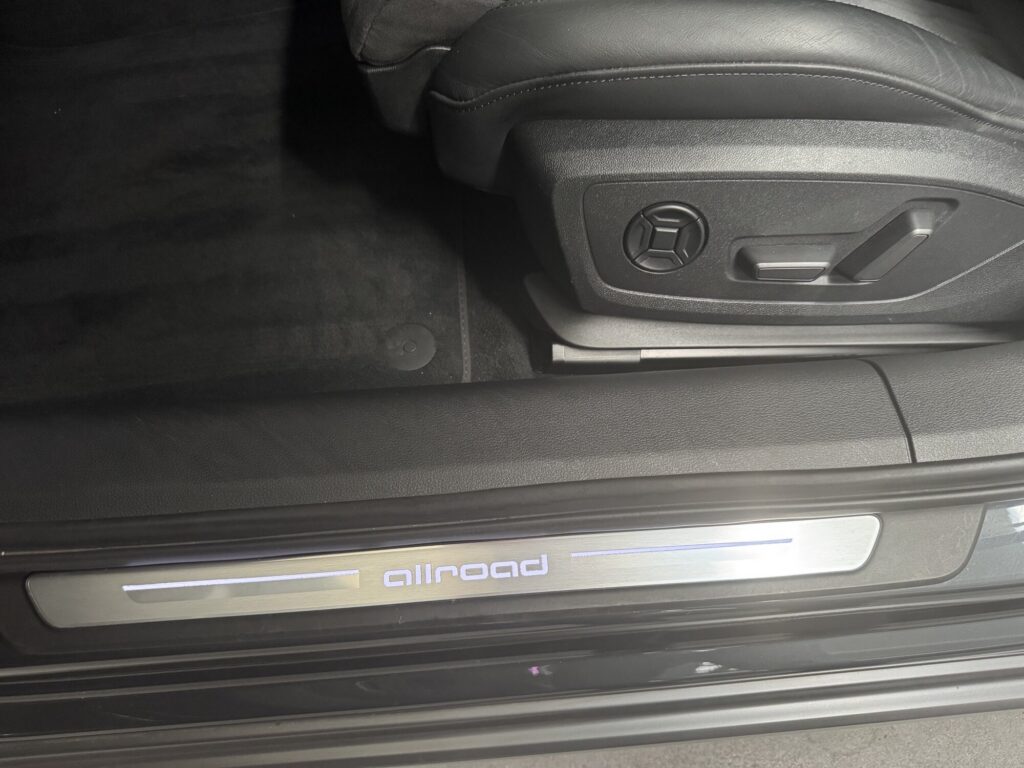 AUDI A6 AllRoad Quattro 50, foto 31