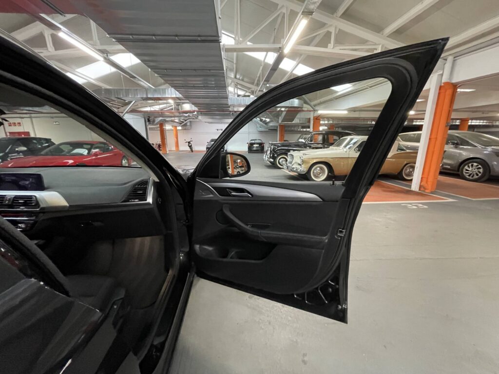 BMW X3 1.8d, foto 19
