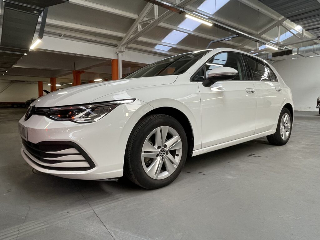 Volkswagen Golf 1.0 eTsi