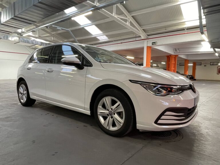 Volkswagen Golf 1.0 eTsi, foto 03