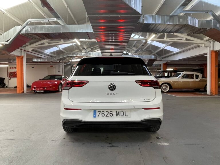 Volkswagen Golf 1.0 eTsi, foto 06
