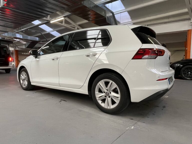 Volkswagen Golf 1.0 eTsi, foto 08