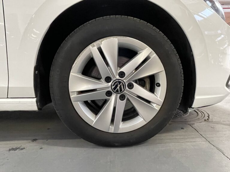Volkswagen Golf 1.0 eTsi, foto 15