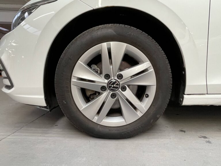 Volkswagen Golf 1.0 eTsi, foto 16