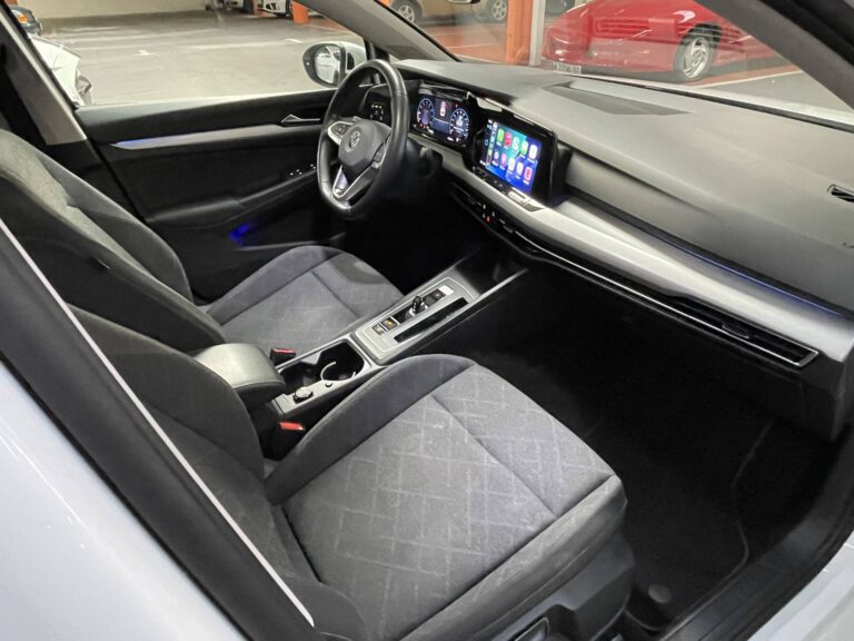 Volkswagen Golf 1.0 eTsi, foto 25