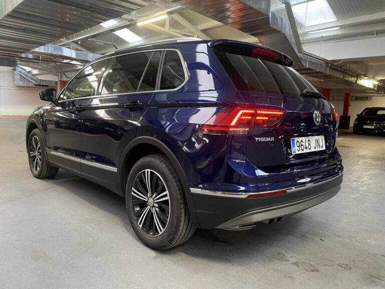 Volkswagen Tiguan 2.0 TDi 4motion Sport, photo 08