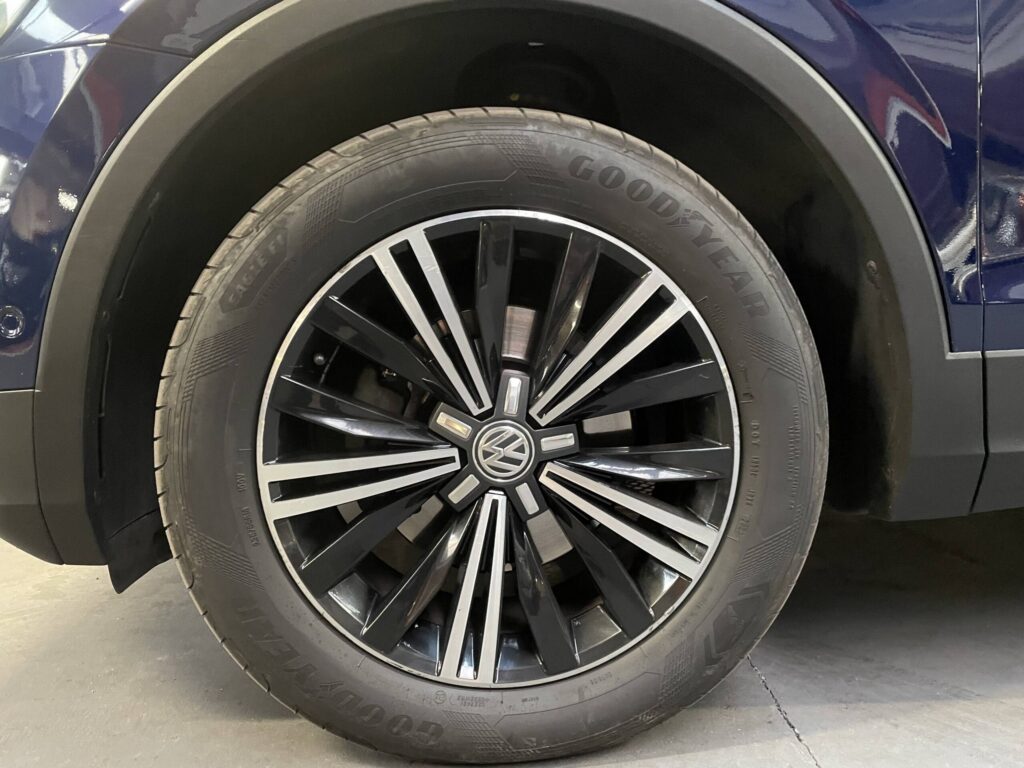 Volkswagen Tiguan 2.0 TDi 4motion Sport, photo 11