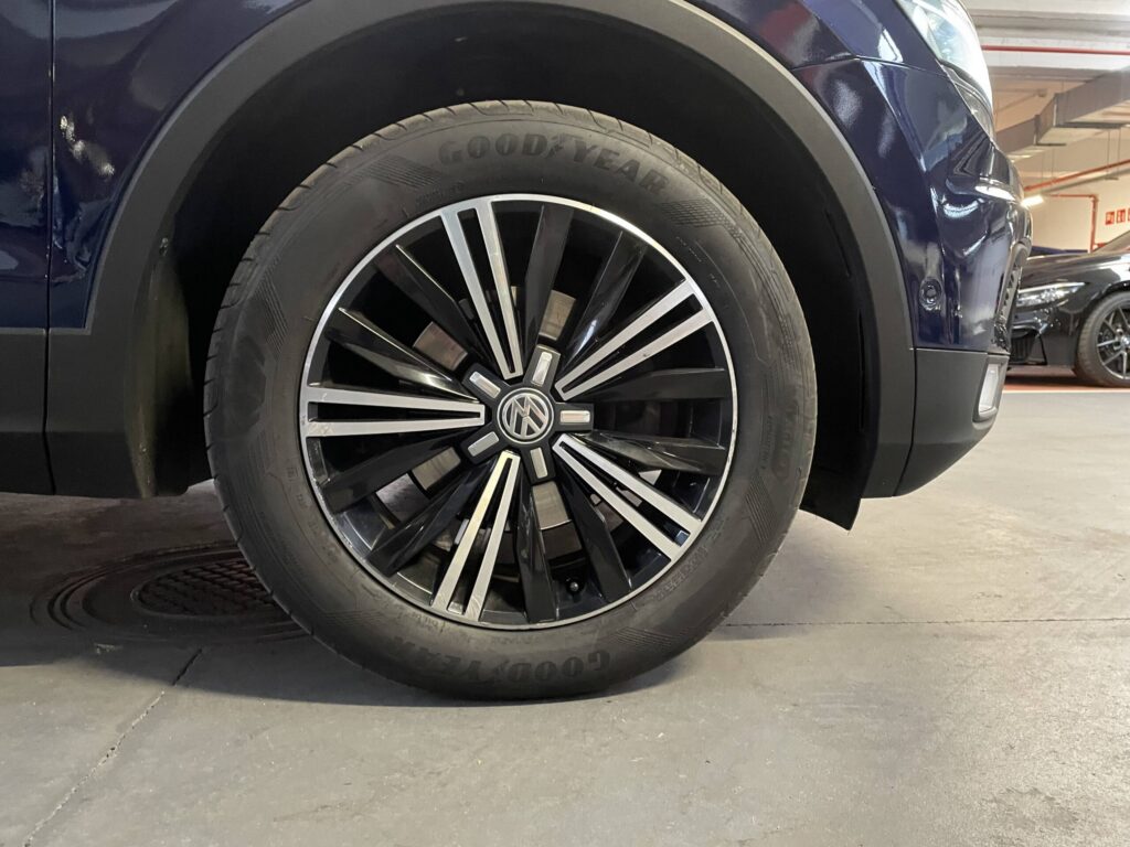Volkswagen Tiguan 2.0 TDi 4motion Sport, photo 14